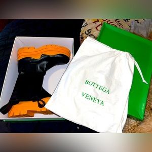 Bottega Veneta Chelsea Boots Leather (Calf)